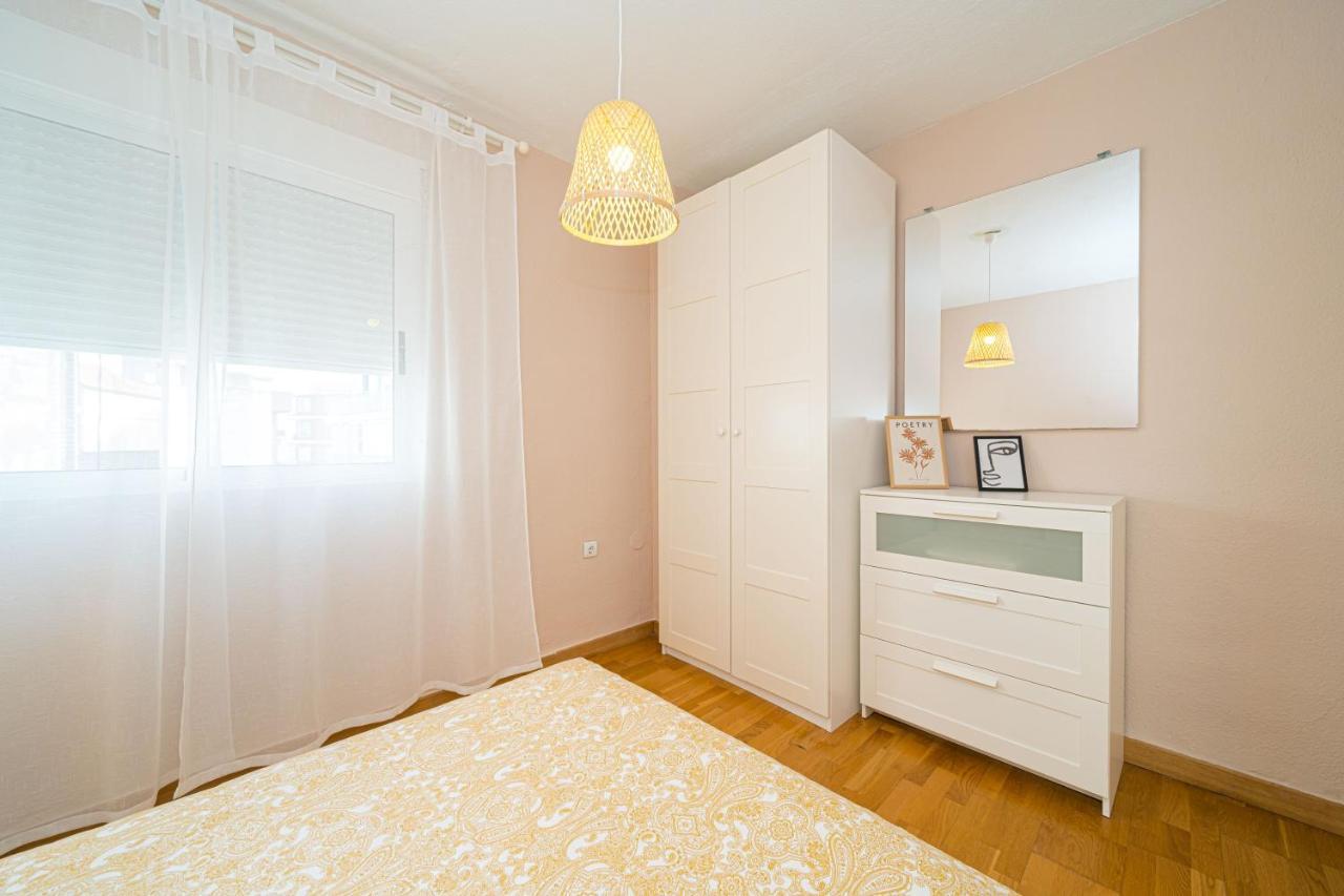 Casa Terra: Apartment 50 Meters From The Beach Торевьиа Экстерьер фото