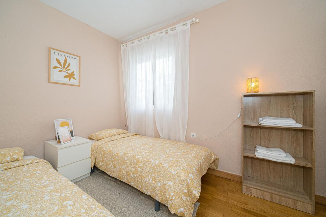 Casa Terra: Apartment 50 Meters From The Beach Торевьиа Экстерьер фото