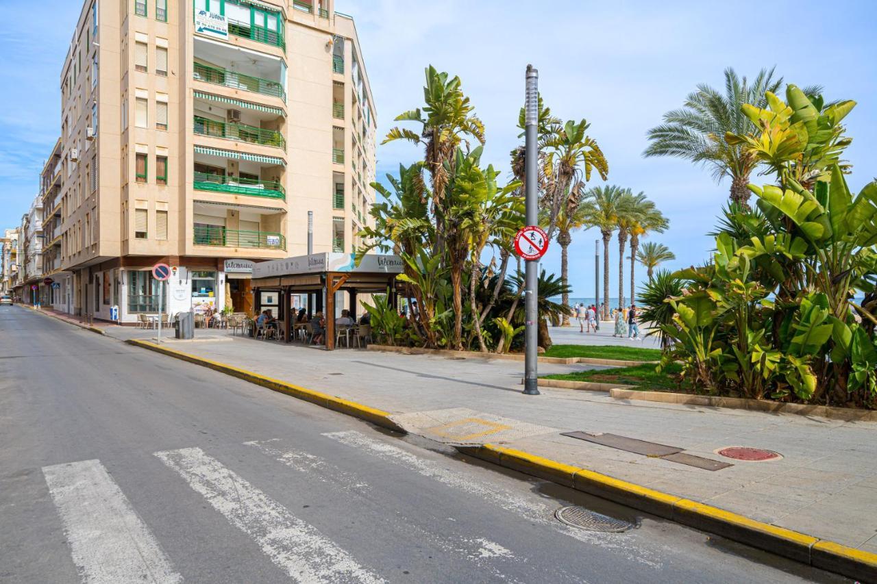 Casa Terra: Apartment 50 Meters From The Beach Торевьиа Экстерьер фото