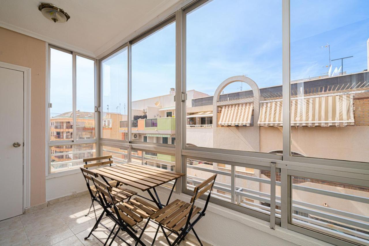 Casa Terra: Apartment 50 Meters From The Beach Торевьиа Экстерьер фото