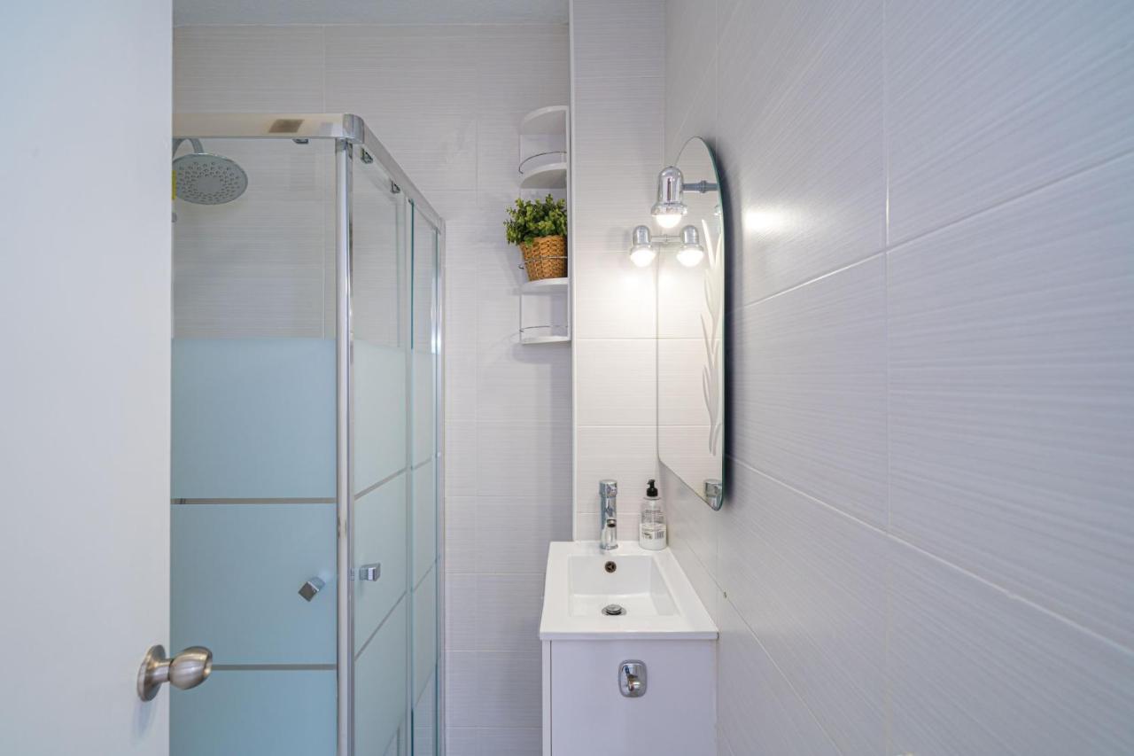 Casa Terra: Apartment 50 Meters From The Beach Торевьиа Экстерьер фото